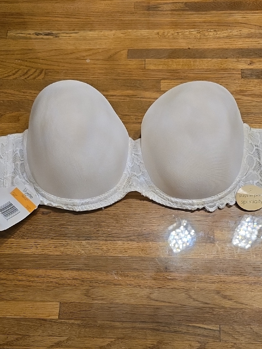 Lilyette Strapless Lace-Trim Smooth Cup Bra - Ivory/Cream